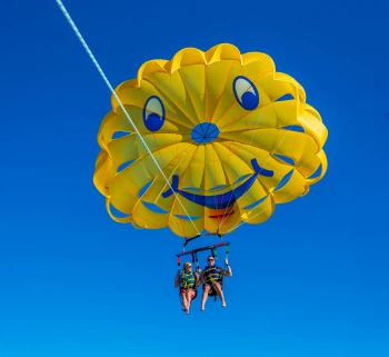 PARASAILING TOUR 